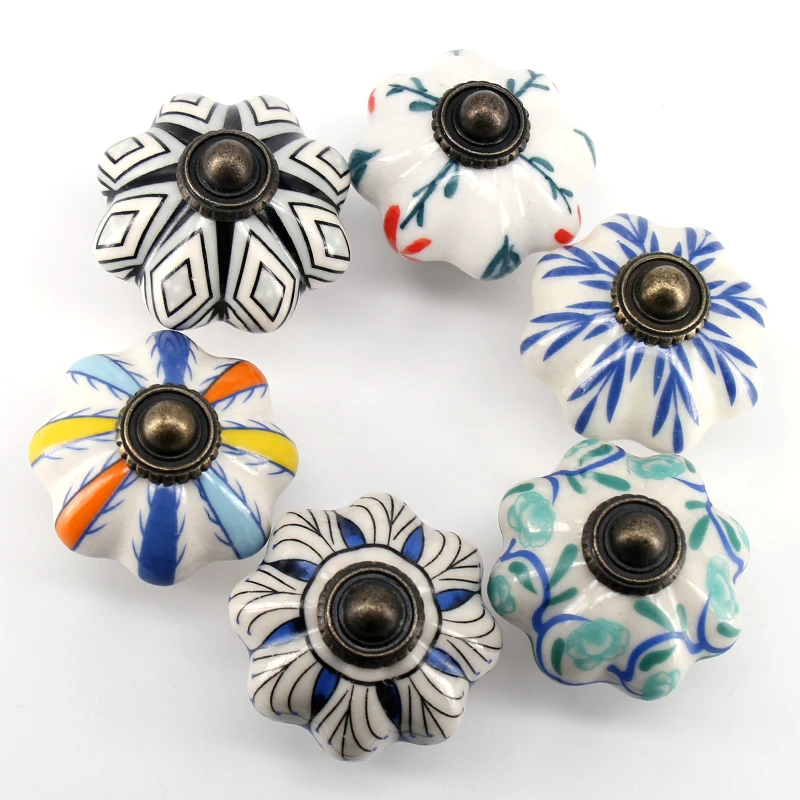 

1x Painted Leaf Ceramic Knob, Pull, Handle, For Cupboards, Doors, Drawers, Furniture, Kitchens