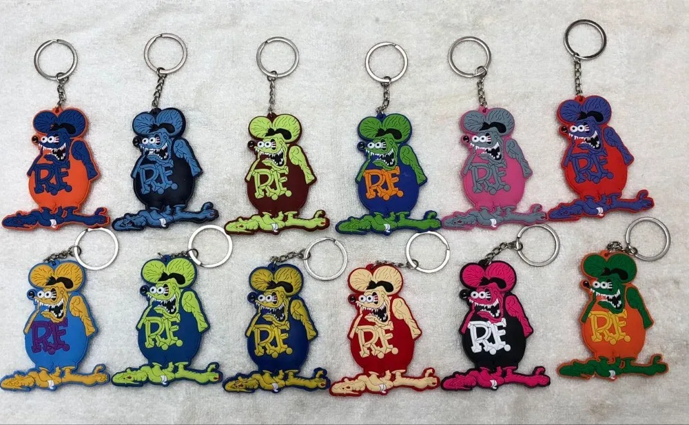 

1PCS 6CM Kawaii Mouse Cartoon Anime Key Chain PVC Figure Keyring Toy Keychain Keyholder Birthday Gift NEW Trinkets