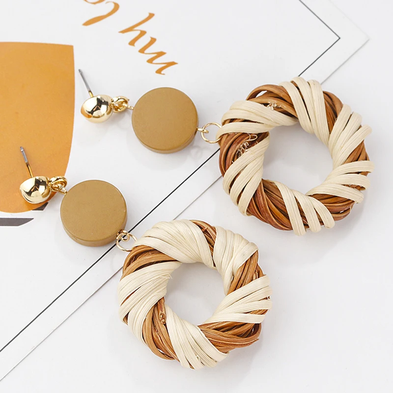 

AENSOA 2019 New Fashion Bamboo Round Drop Earrings For Women Boho Korea Handmade Rattan Straw Braid Wooden Long Earrings Jewelry