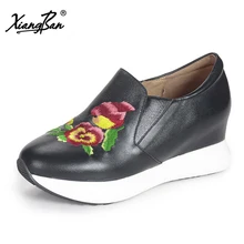 Xiangban 2018 Spring autumn women casual flat shoes hand embroidery ethnic wind platform women shoes