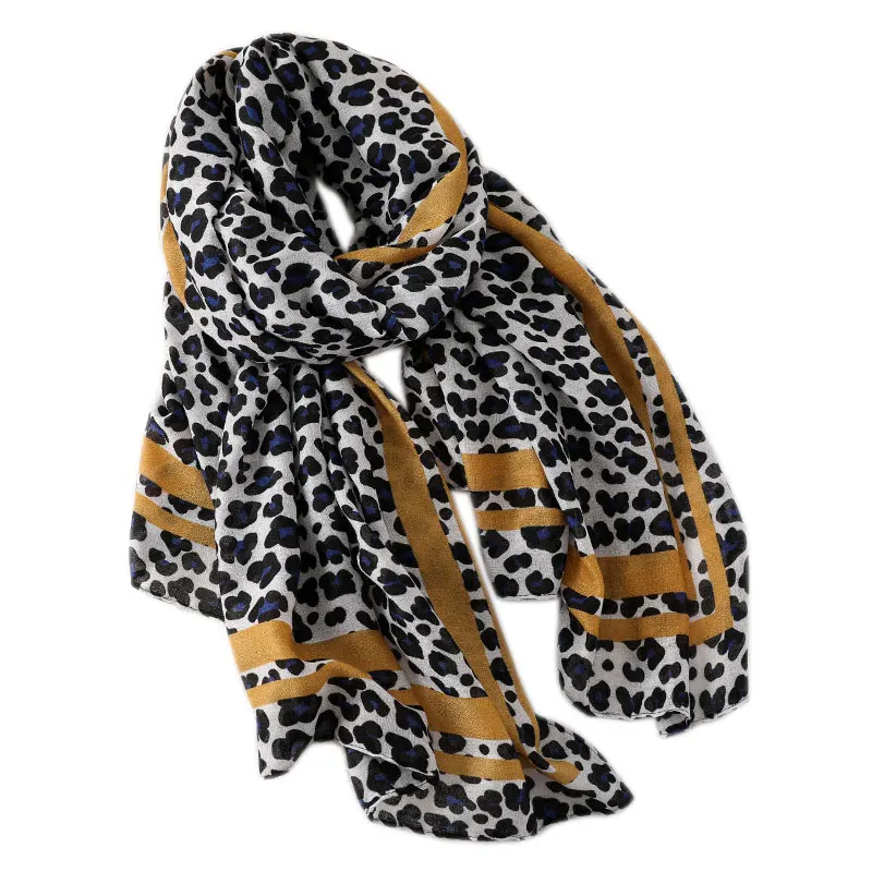 

2019 luxury brand Cotton linen women scarf fashion quality soft Winter leopard scarves female shawls cover-ups wraps bandana