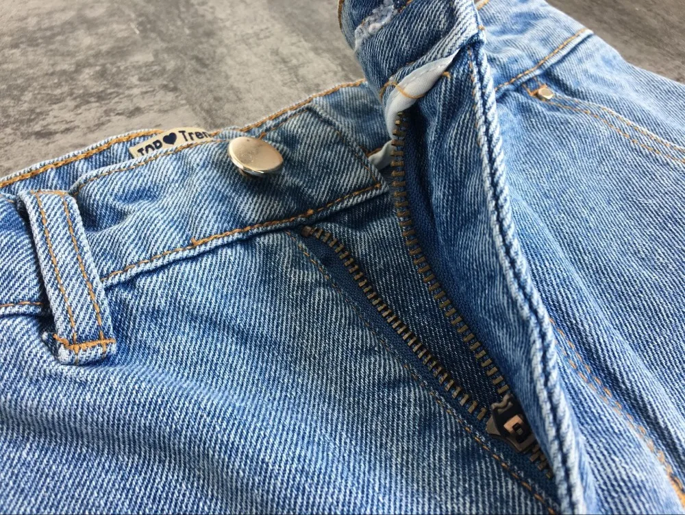  (17)