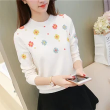 Women Sweaters And Pullovers 2017 New Winter Sweater Round Neck Sleeved Jacket Slim Female Petals Jacquard All-match Shirt.