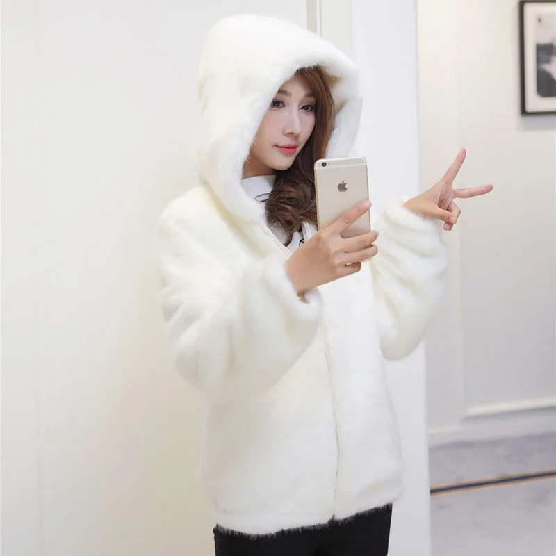 Повседневное пальто размера плюс 5XL 6XL, зимнее женское пальто из искусственного меха, розовые меховые пальто, куртка из кроличьего меха, женское меховое пальто с капюшоном, белое, серое, черное - Цвет: Белый