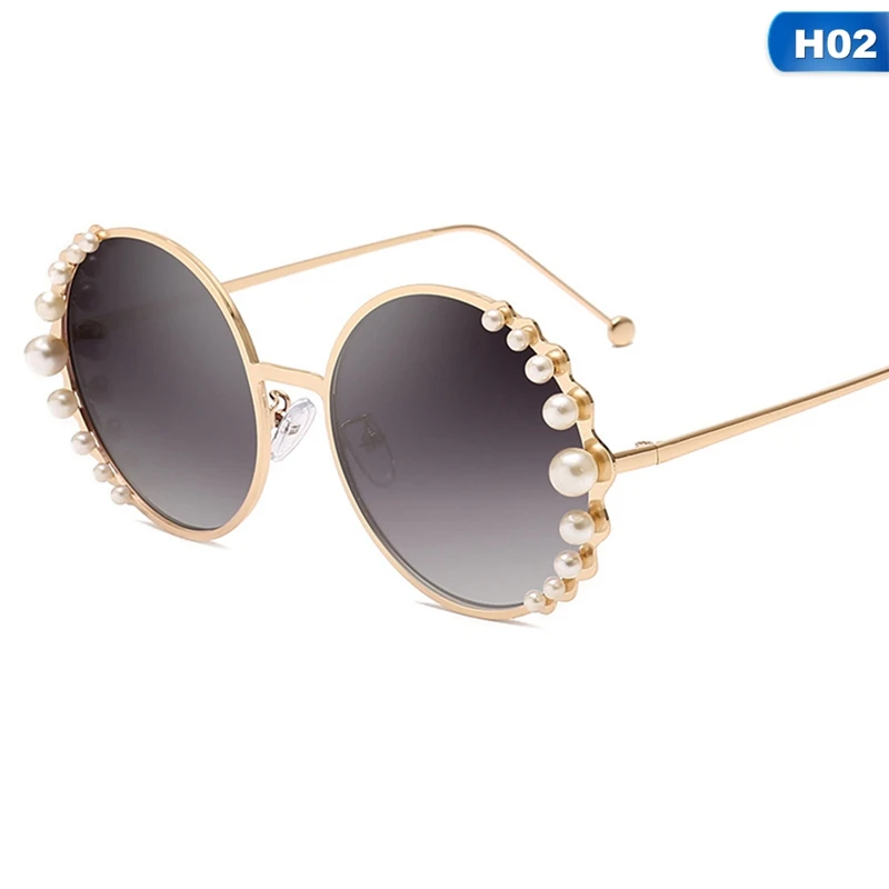 

Venetian Round Gradient Pearl Sunglasses Women brand eyewear