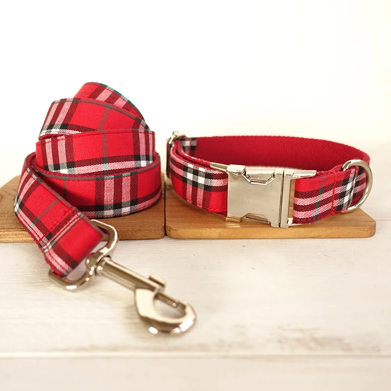 

Retail special self-designed red checked dog collar durable and good-looking leash Christmas gift for your pet in 5 sizes ss002