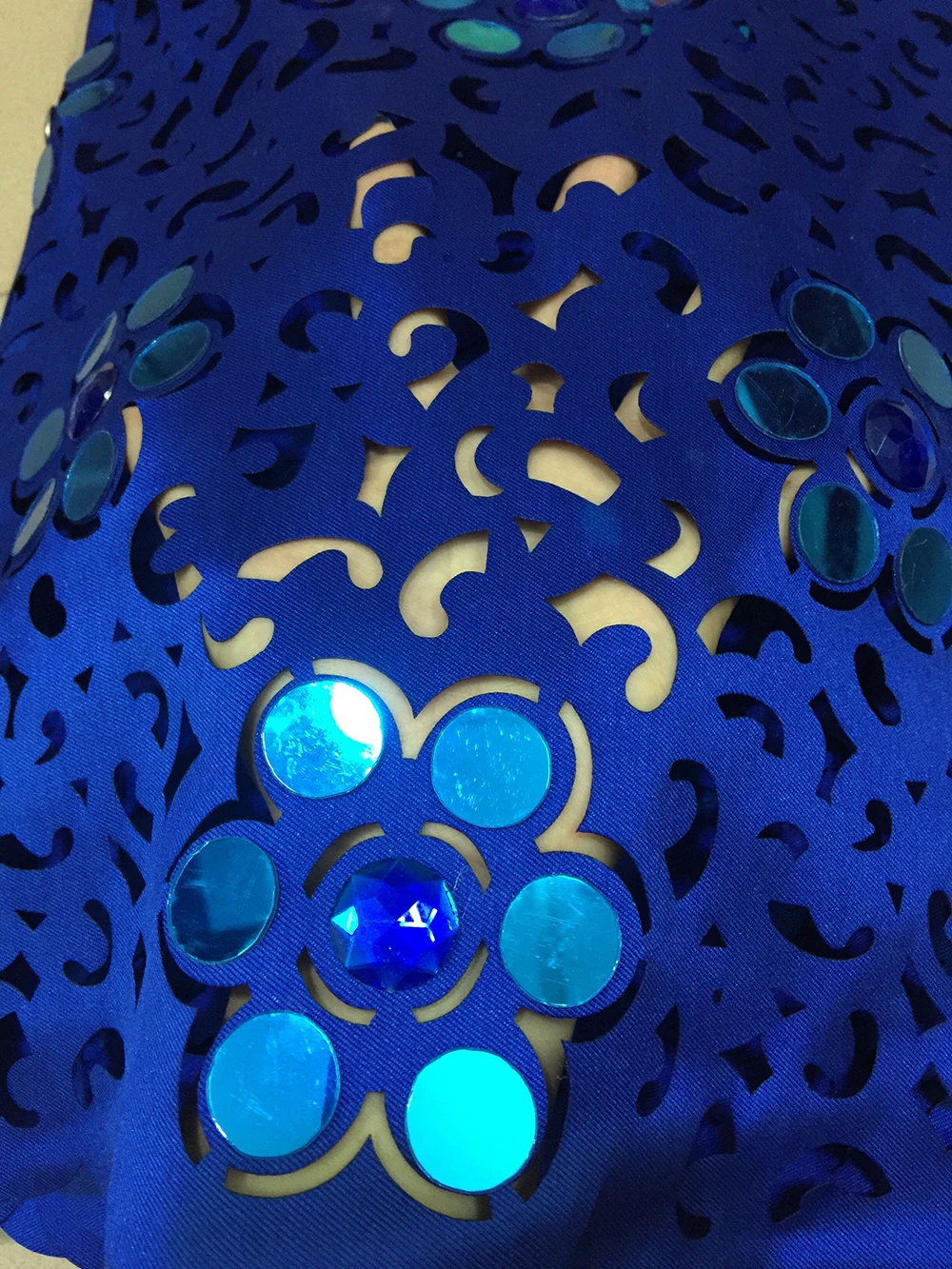 Высококачественная африканская кружевная ткань для свадьбы королевский синий французский лазерный вырез на кружеве с большими камнями и блестками качество 5 ярдов