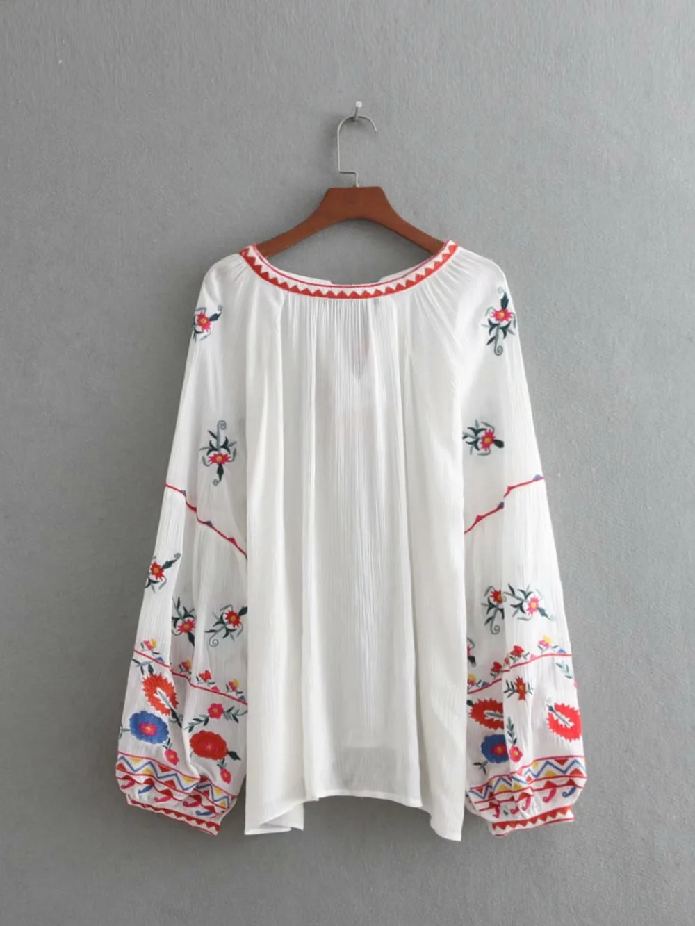 OMCHION Blusas Винтаж цветочной вышивкой Blusa Feminina 2018 Лето народная с длинным рукавом