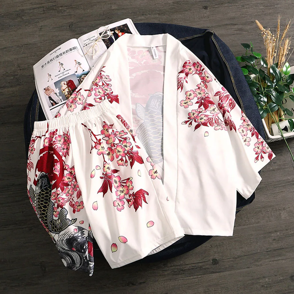 

Fashion Lovers Individuality Print Top Blouse Kimono Hot Spring Clothing Suit