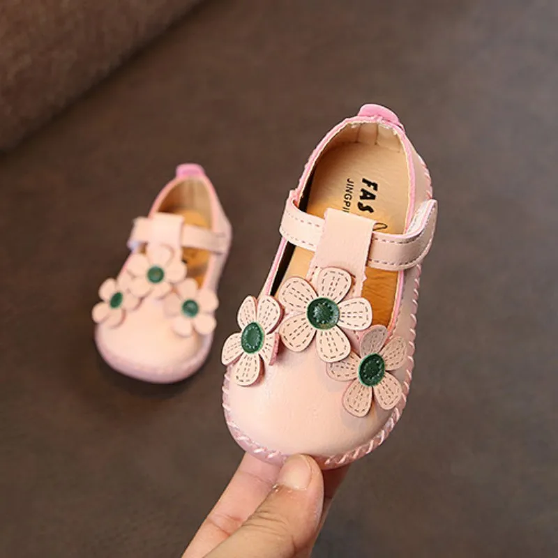 Детская обувь; обувь принцессы для девочек; вечерние туфли из искусственной кожи с цветочным узором для маленьких девочек