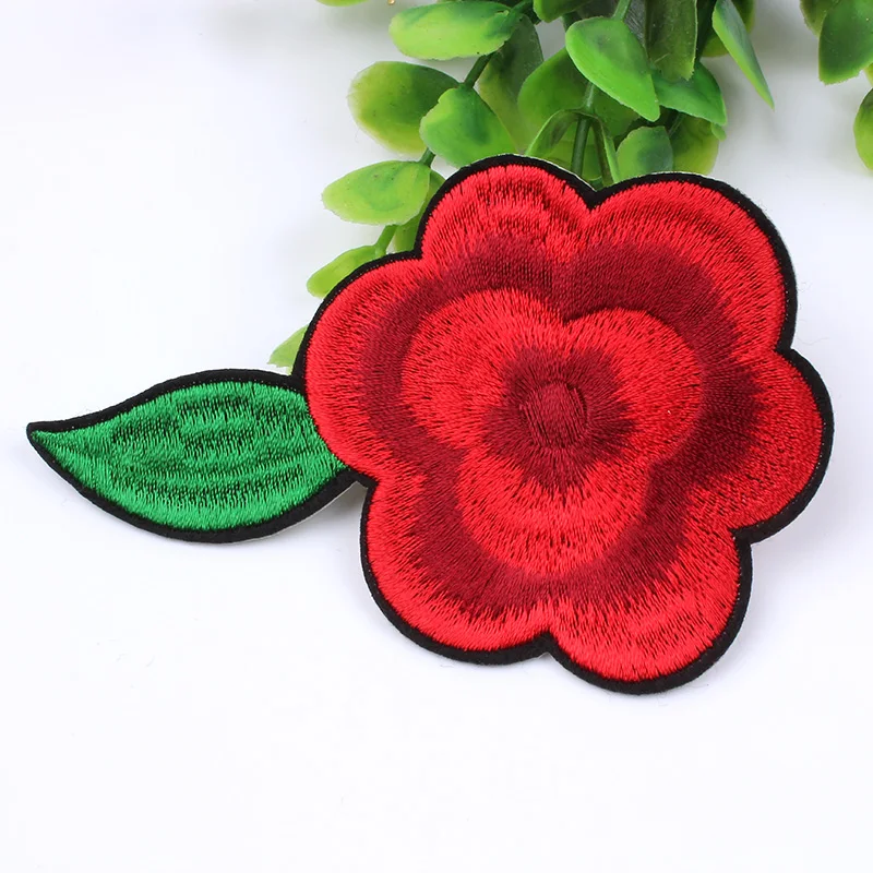 10 шт./лот патчи с вышивкой в виде Розы Diy наклейки для шитья одежды пальто значки