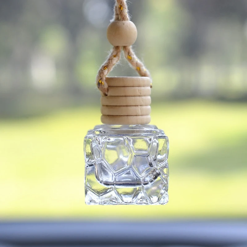 

7ml Car Hang Glass Perfume Bottle Refillable Empty Automatic Volatilization Hanging Bottle Accessories Wood Cap Reuse