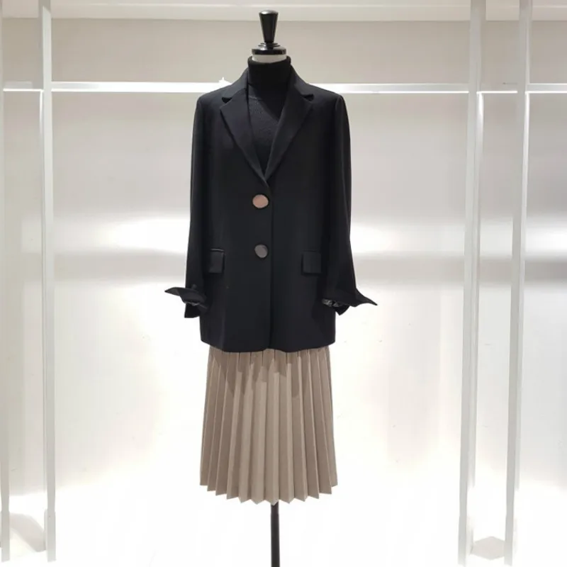 Spring and autuml 2019 new Korean fashion single row button chic small women's blazer jacket with loose casual suit Spring and autuml 2019 new Korean fashion single row button chic small women's blazer jacket with loose casual suit