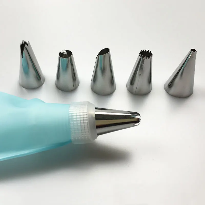 Z9--Hot-Silicone-Icing-Piping-Cream-Pastry-Bag-+-6-X-Stainless-Steel-Nozzle-Set-DIY-Cake-Decorating-Tips-Cupcake-Fondant-Sugarcraft-1