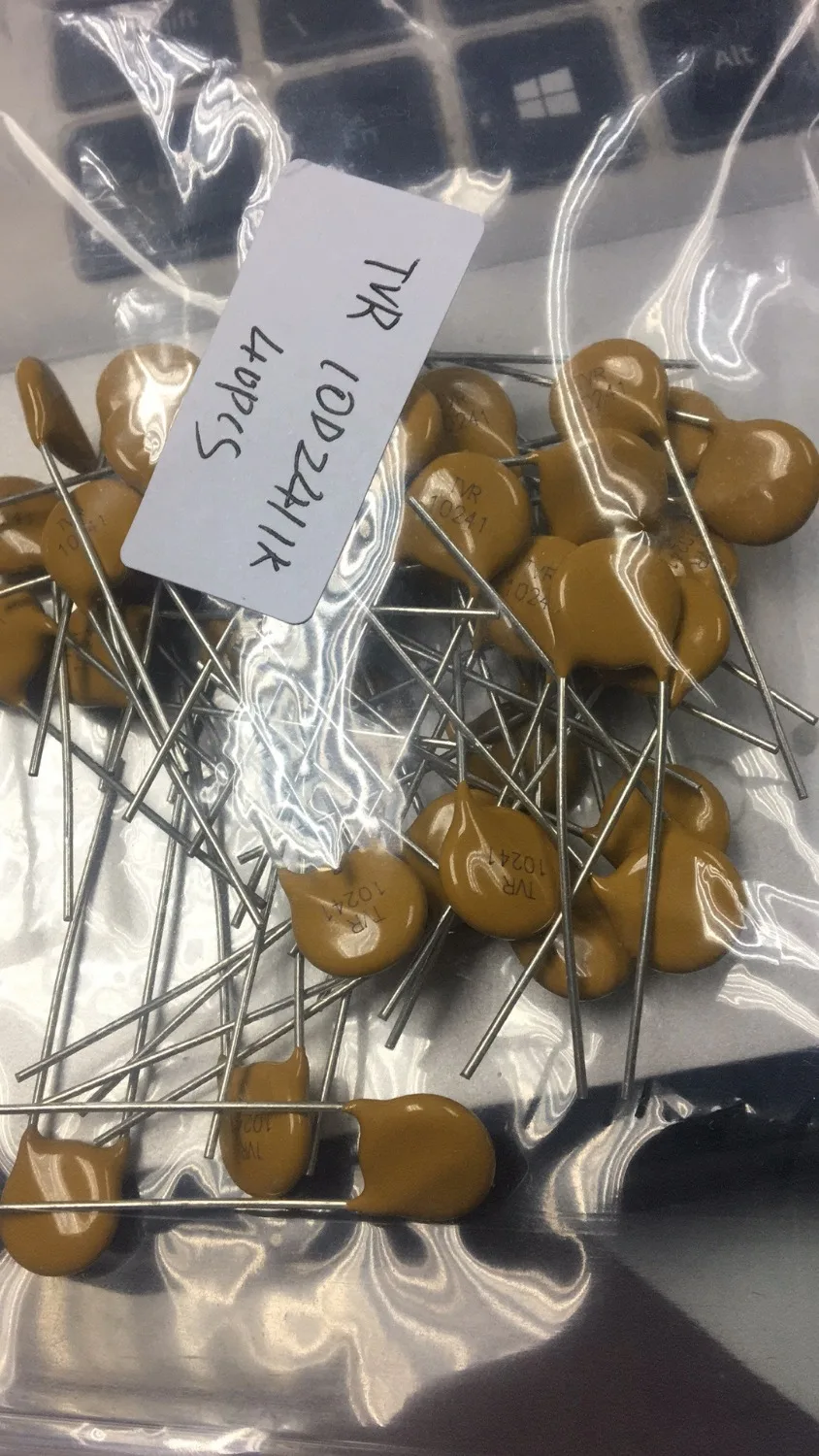 Varistor TVR 10241, 10 piezas, enchufe 10D241K, 10241 V, entrada de