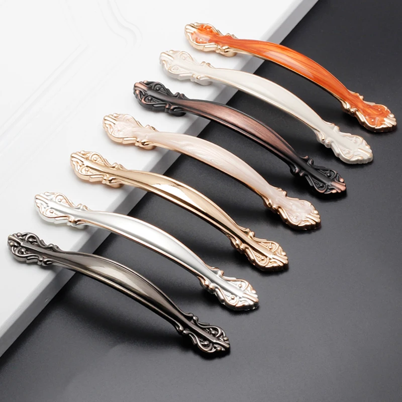 

Aluminium Alloy Amber Wardrobe Door Handles 64MM 96MM 128MM Drawer Knobs Cupboard Door Handles Pulls Pastoral Furniture Handle