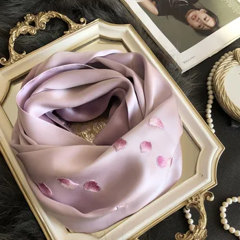 

Petals Chinese style high-grade silk embroidered scarf women silk handmade embroidered silk scarf shawl for ladies