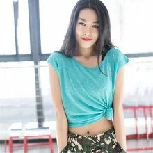 200 шт., Спортивная свободная футболка для женщин и девочек, быстросохнущая Влагоотводящая ультратонкая дышащая высокоэластичная модные футболки с короткими рукавами, топы