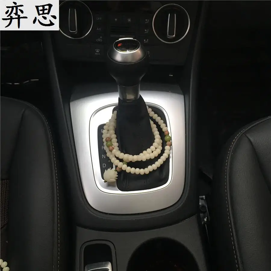 

Exquisite Lotus root and lotus modeling Automobile rearview mirror decorative pendant Car central console accessories