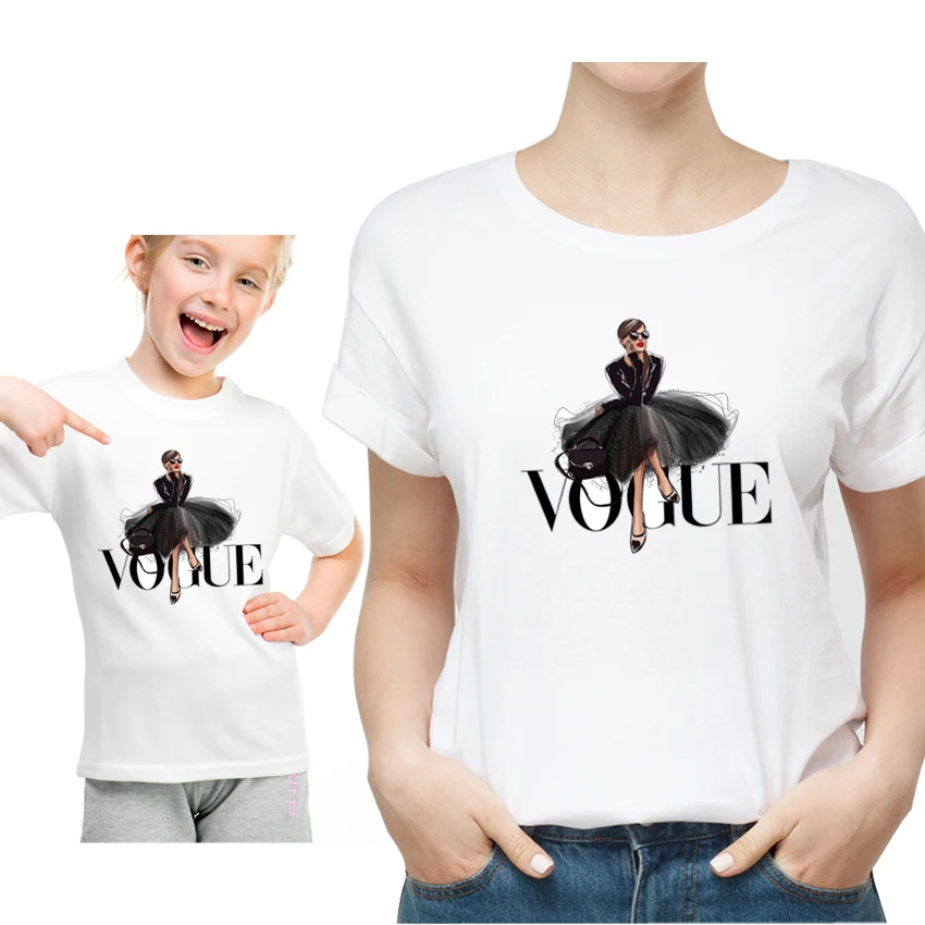 

New 2019 Vogue Print T shirt For Women And Children Lovely Family Clothes Mother And Daughter Outfits Casual Tshirt