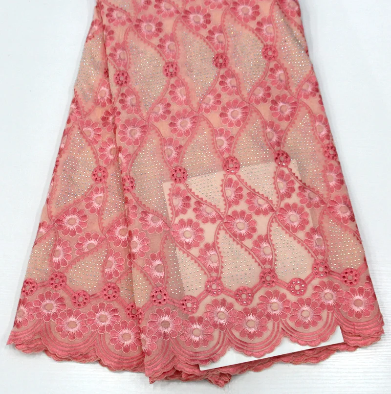 

2018 Soft Swiss Voile Lace In Switzerland Latest Embroidered Cotton Eyelet Nigerian Dry Lace Fabric With Rhinestones