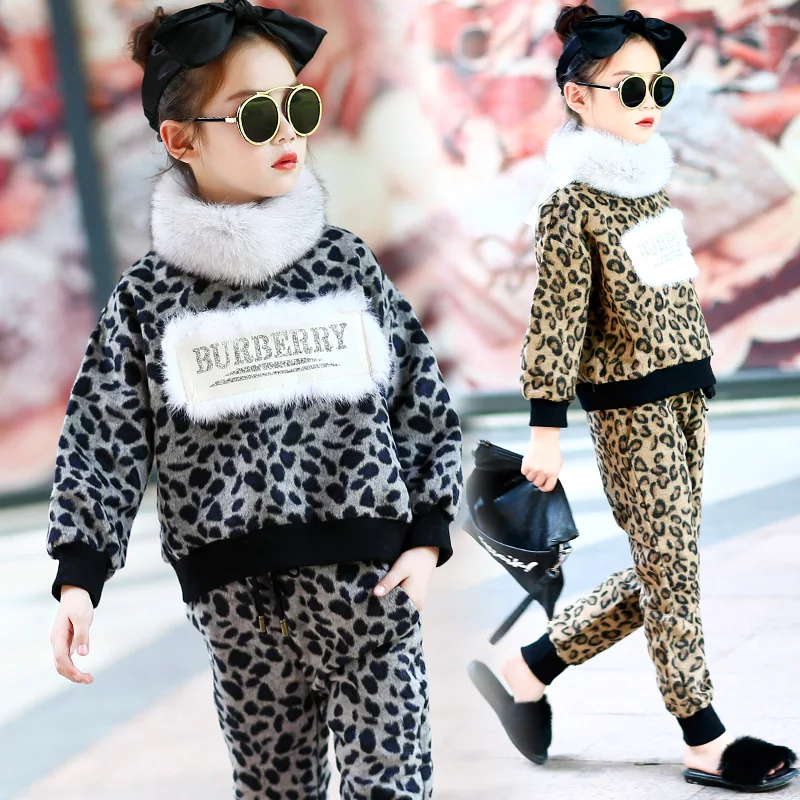 

Western style suit 2017 new girls winter fur collar sweater thickened leopard shirt+trousers children fashion trend 2 Pcs/1 Lot