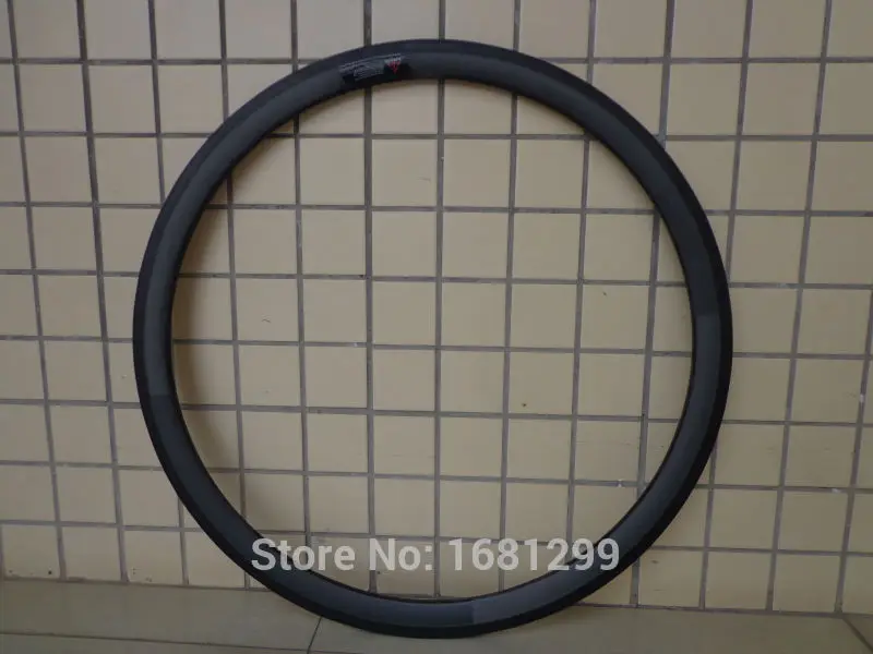 

1Pcs New 700C 38mm Road bicycle matte UD full carbon bike wheels clincher rims with basalt brake surface 23 25mm width Free ship