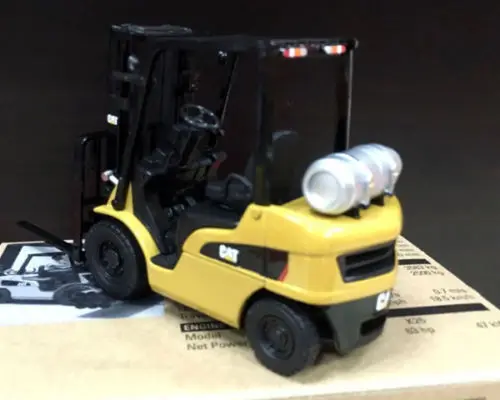 New Scale 1/25 гусеничный подъемник Cat P5000 бренд мастеры для литья под давлением DM 85223|lift