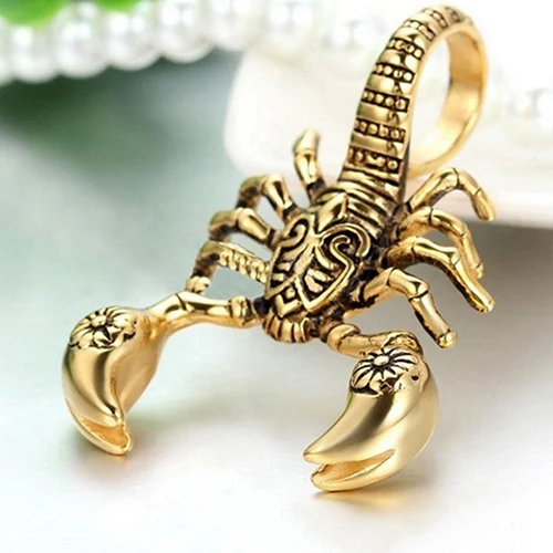 

Men's Vintage Punk Carved Scorpion Pendant Faux Leather Cord Short Necklace