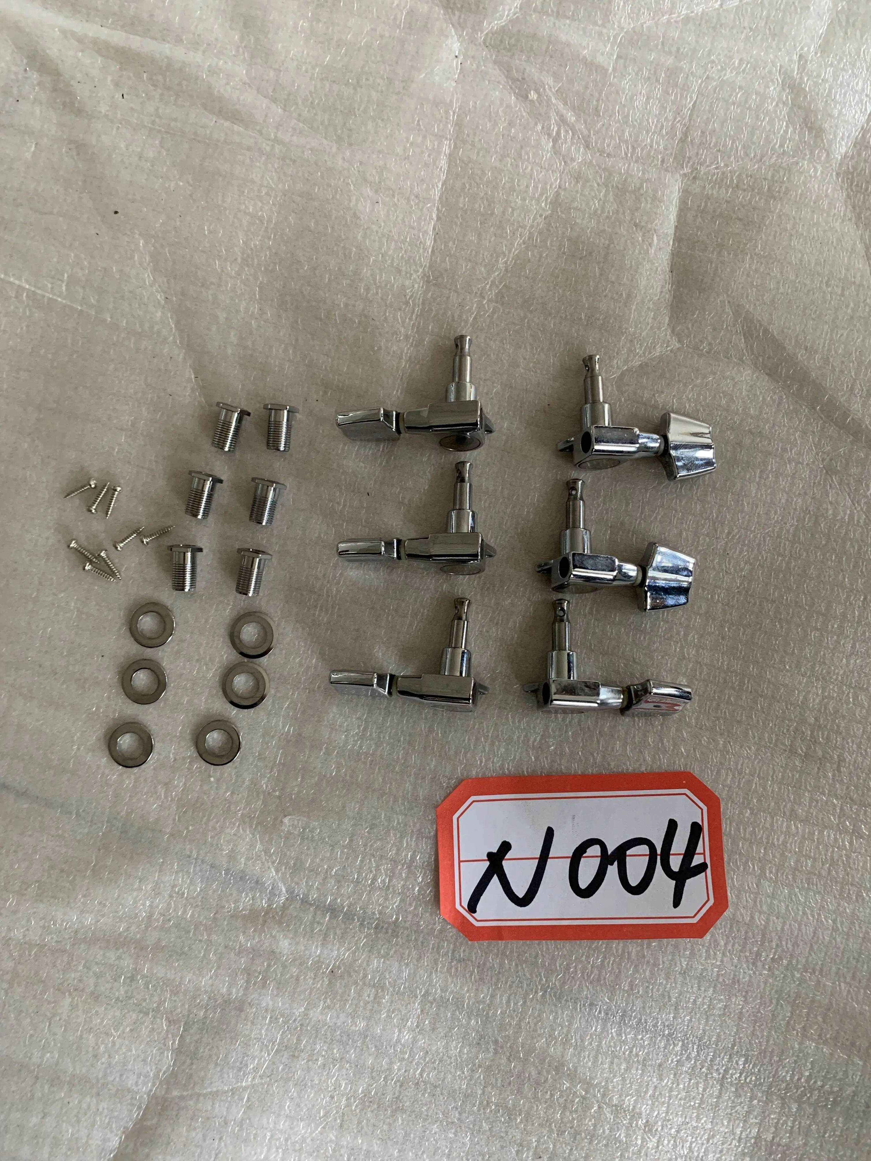 

Geninue Set of Machine Head Tuning Peg Electric Guitar Chrome Color(10mm hole)Made in Korea #N004