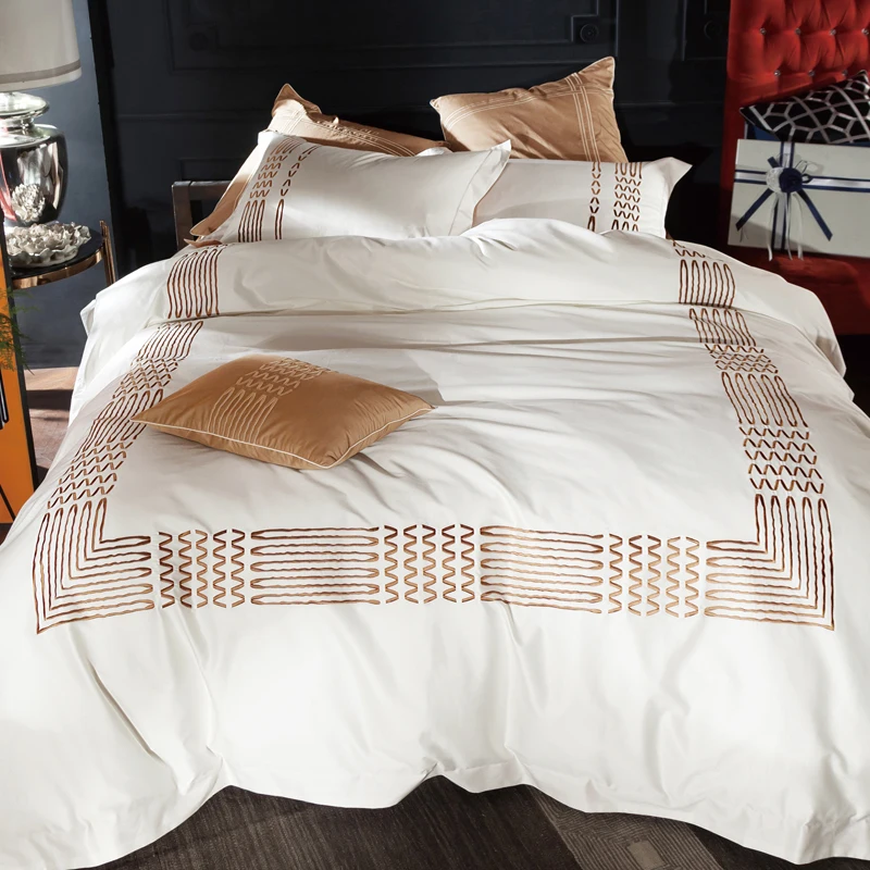 120S golden Egyptian Cotton Embroidery Luxury Royal Bedding Set 4pcs