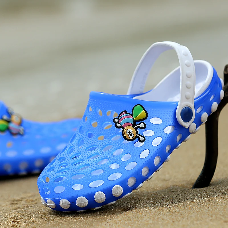 Летние детские пляжные сандалии Нескользящие мягкие тапочки на плоской подошве для мальчиков и девочек удобная детская обувь на плоской подошве
