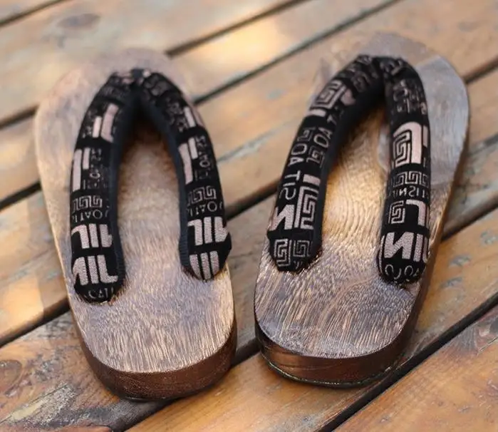 WHOHOLL Geta Anime Anime Cosplay Costumes Japanese Geta Sandals Summer Sandals Men Flat Wooden Shoes Clogs Slippers Flip-flops