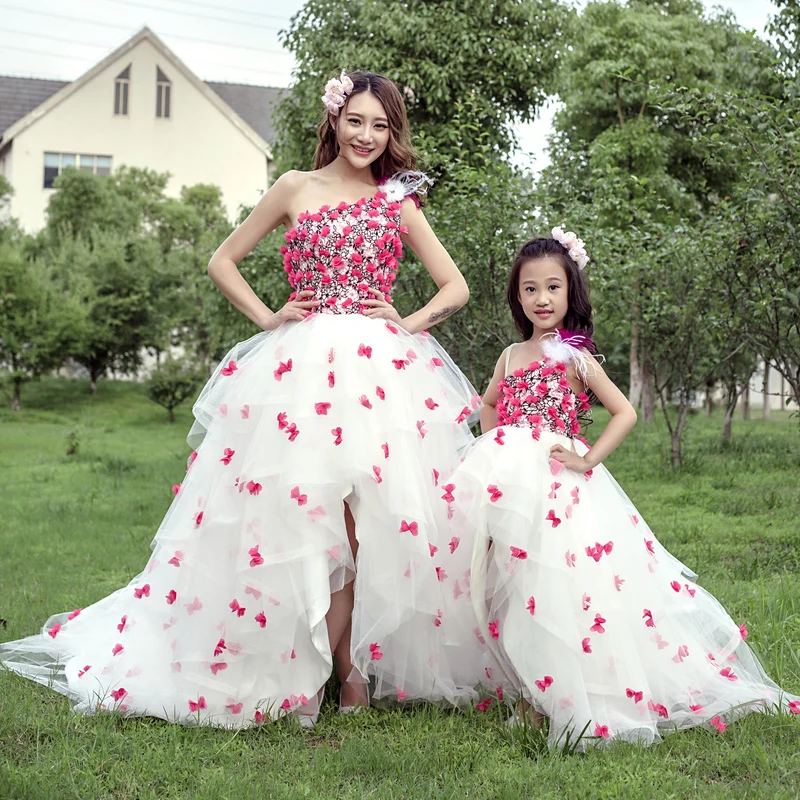 Vestido de Mamãe e ME Conjuntos de Roupas Vestidos de Noiva para o Casamento da Filha da Mãe Vestido de Noite Crianças Meninas Princesa Flor Bebê