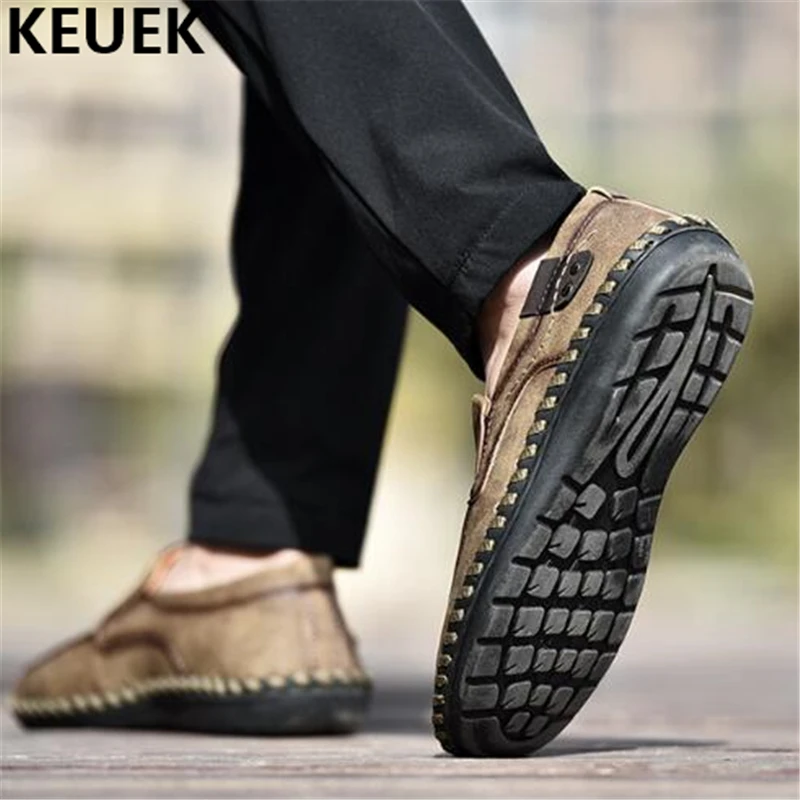 New arrival Autumn Men Casual shoes Handmade Breathable Slip-On Loafers Large size Driving shoes British style Leather shoes 01B