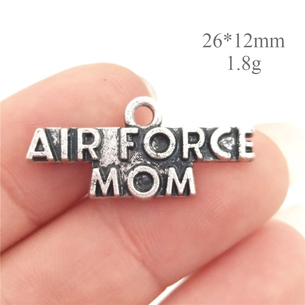 Оптом 30 шт цинковый сплав Металлические буквы Air Force MOM амулеты античный