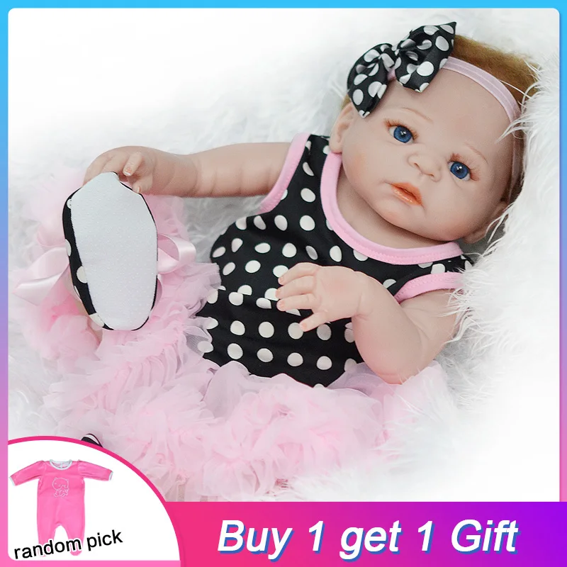 

UCanaan 21inch Silicone Reborn Doll Lifelike Babies Realistic Soft Full Vinyl Baby Fashion Doll Toys for Children Christmas Gift