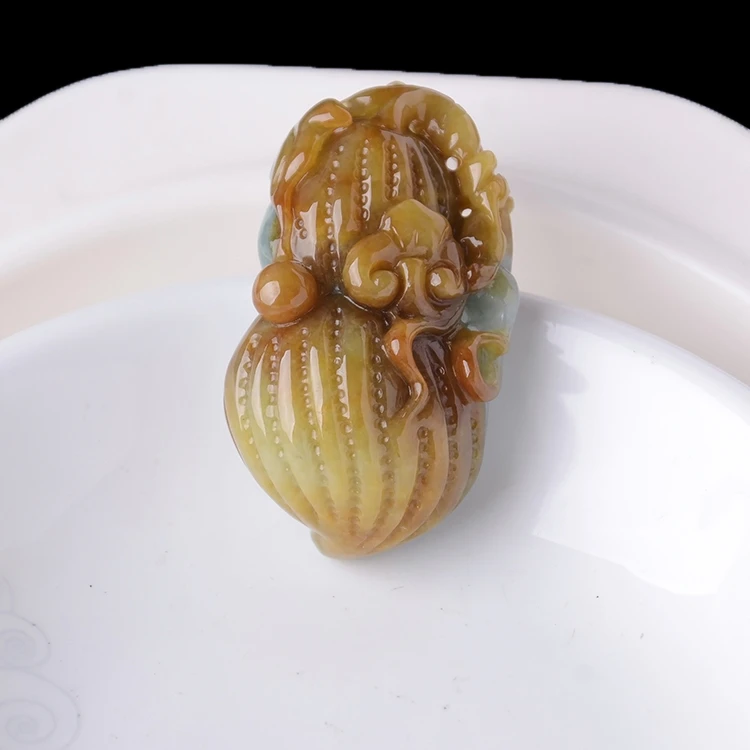 

Natural old pit ice red and yellow jade peanut pendant Myanmar A cargo jade pendant to send certificate