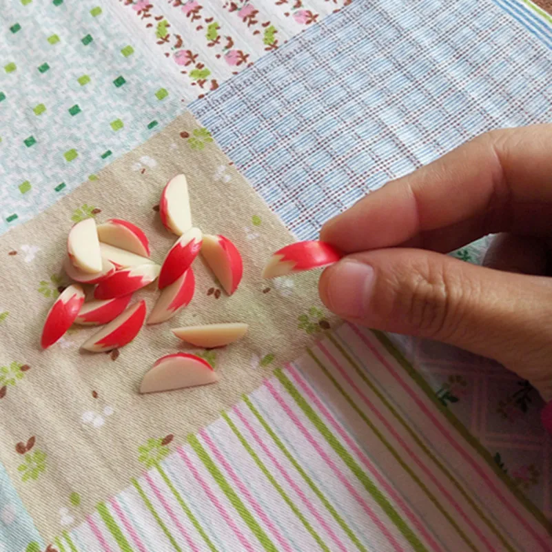 

Tanduzi 20PCS Sweets Japanese Deco Parts Mini Apple Slice Miniature Plastic Fruit Decoden Fake Apple Red Imitation Food DIY