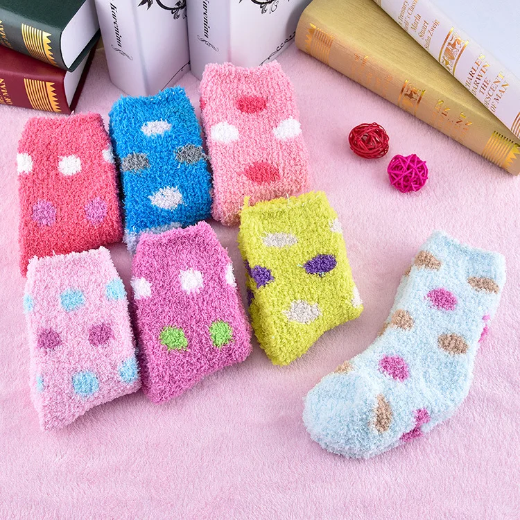 

1 Pair Mid-calf Length Sock Winter Sweet Candy Warm Coral Fleece Baby Socks Soft Warm for 3-8 Years Children