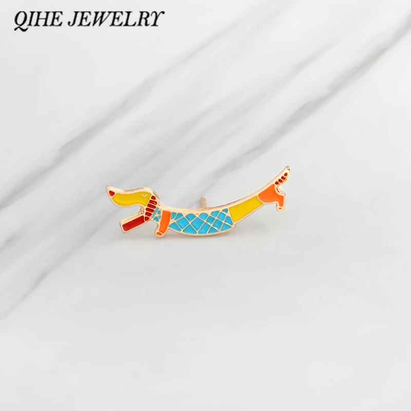 

QIHE JEWELRY Brooches & pins Metal hard enamel dog brooches Denim jacket Pin Badge Jewelry Dog jewelry Doge lover gift