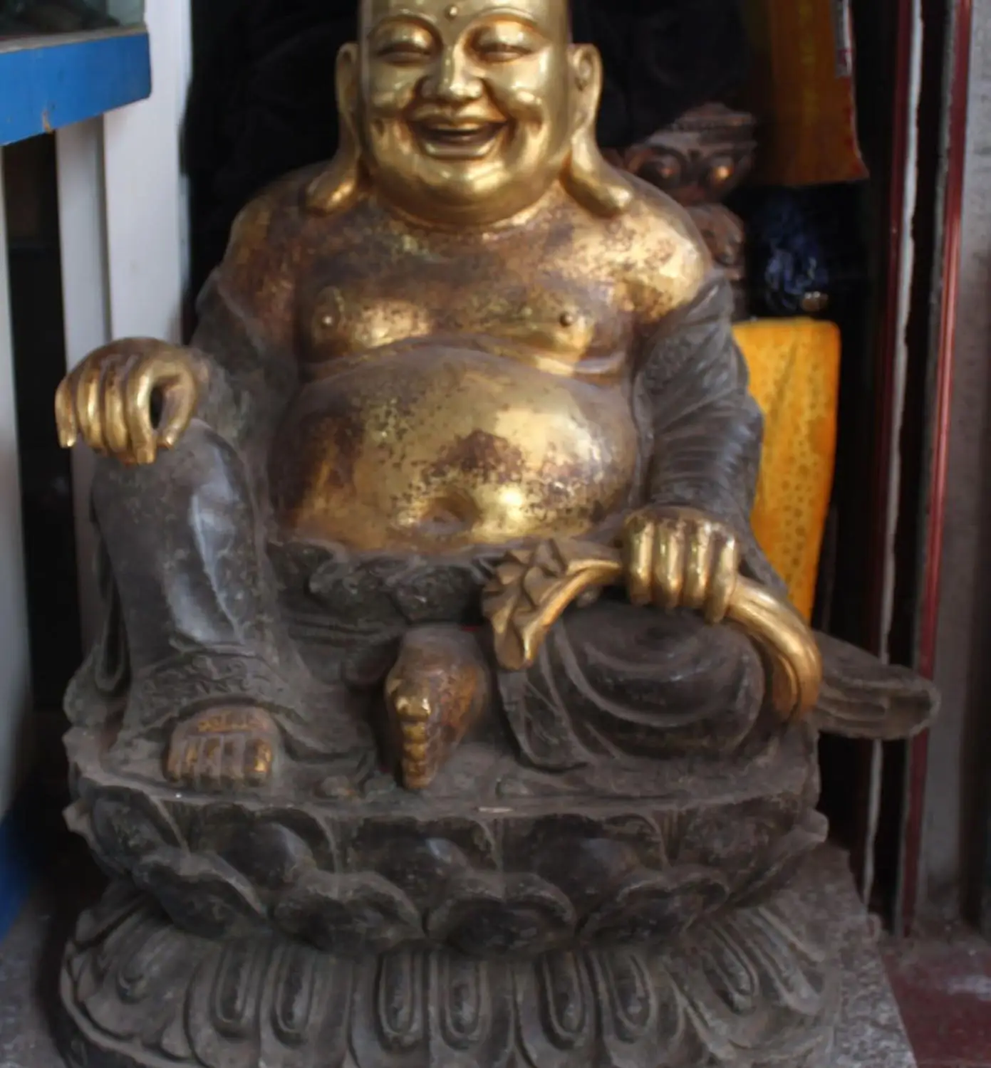 

28' Chinese Buddhism Bronze Gilt Seat Lotus Happy Laugh Maitreya Buddha Statue