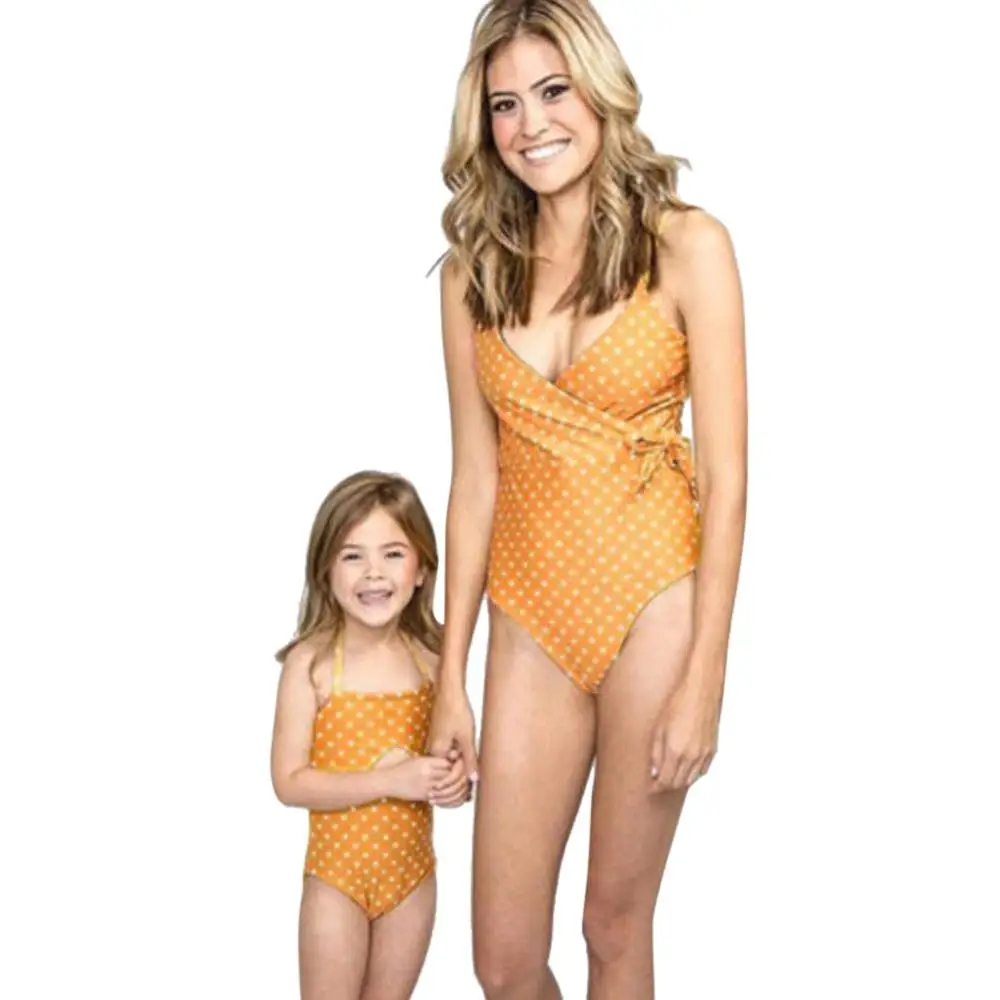 

Girls Swimwear Mother Daughter Family Matching Bow Dot Swimsuit One Piece Bathing Suit Polka Explosion Parent-child Swimsuit A1
