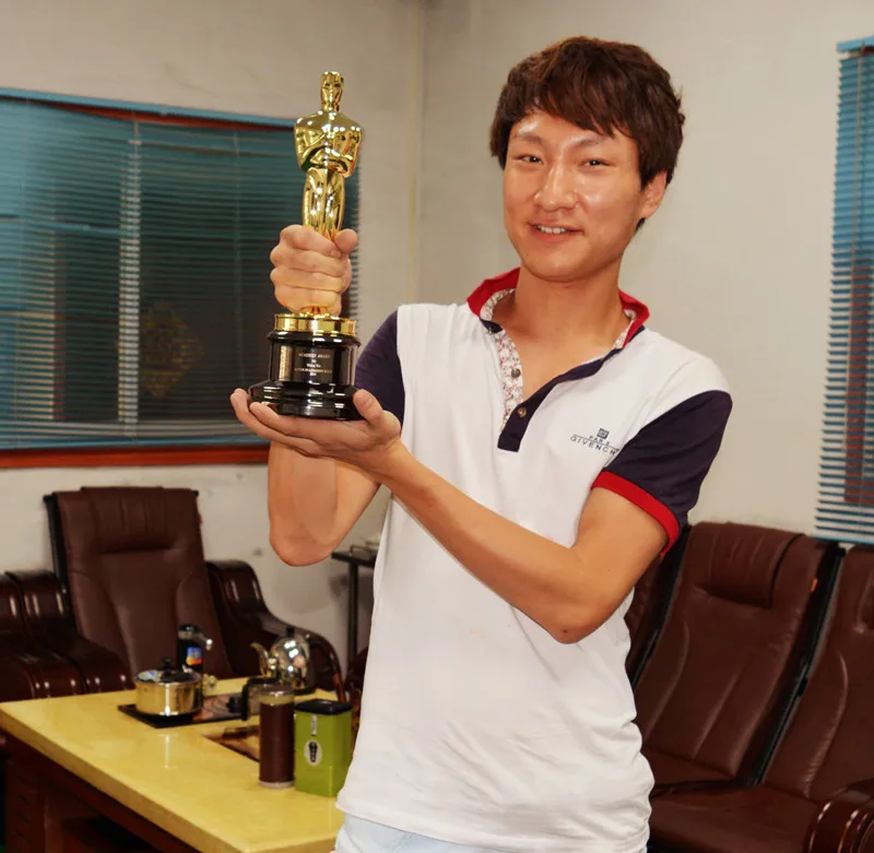 Новое поступление высокое качество 1:1 Sclae Academy Award Оскар статуя трофей сплав цинка
