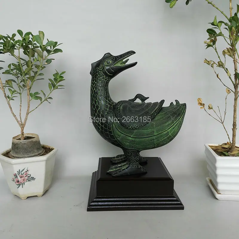 

Free shipping Hot Sales New Chinese Antique Bronze Art Decor Lucky Duck Statue Sculpture Home Decoration Tabletop Decoration