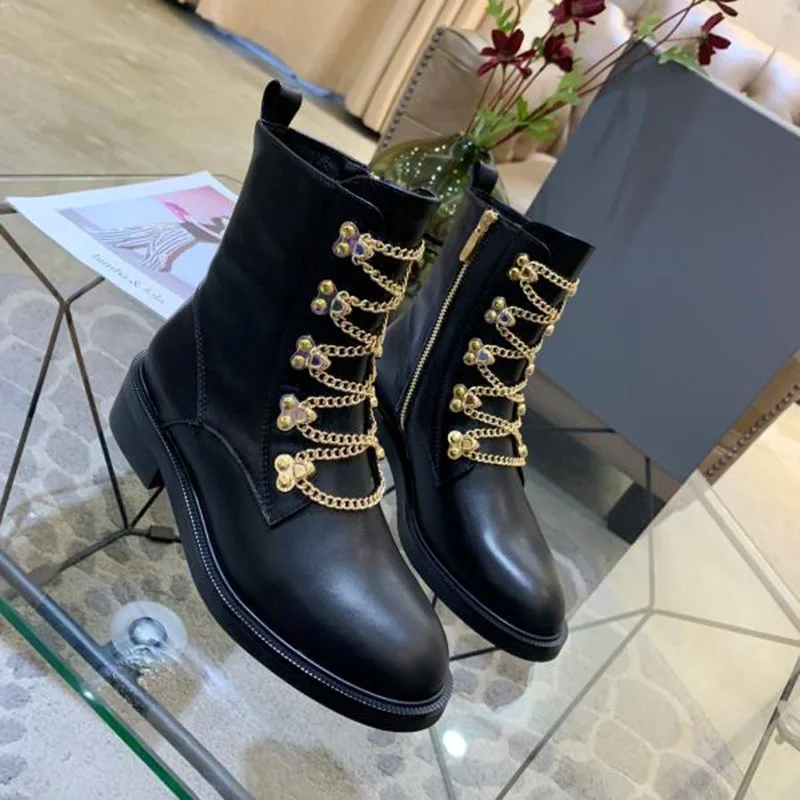 

Fashion Metal Chain Boots Women 2019 New Ankle Boots Genuine Leather Botas Mujer Casual Round Toe Shoes Woman Luxurious Boots