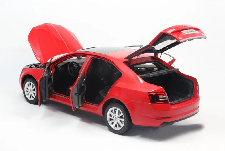 SKODA Octavia 2014 Red 9