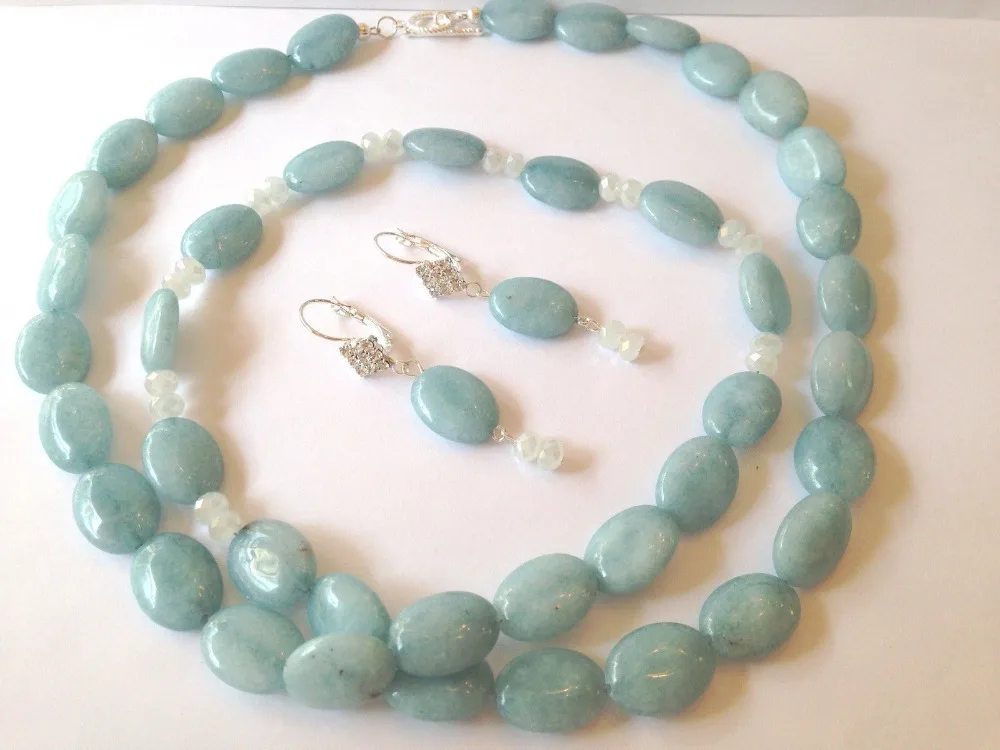

315 Green jade Stone Studded Pendant & Earrings Set Made In Silver Alloyed Metals