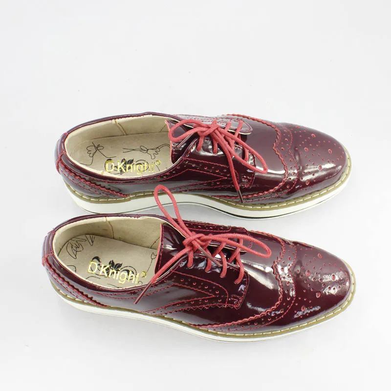 Оксфорды в стиле ретро со шнуровкой для женщин полуботинки с перфорацией типа «броги» лакированная кожаная обувь без каблука на платформе женская обувь в английском стиле женская обувь большой размер 40