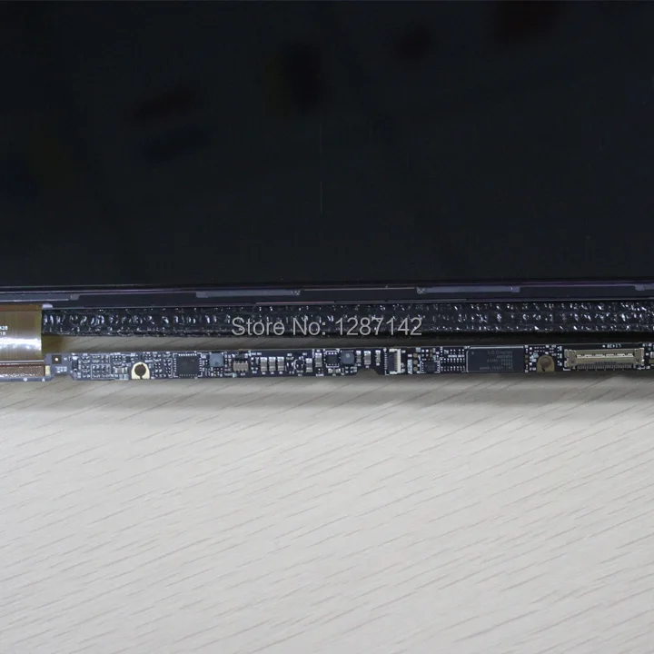 a1369 lcd-08
